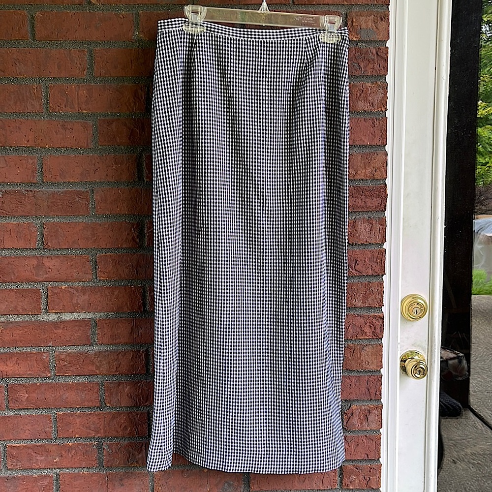Casual Corner Annex skirt size 8